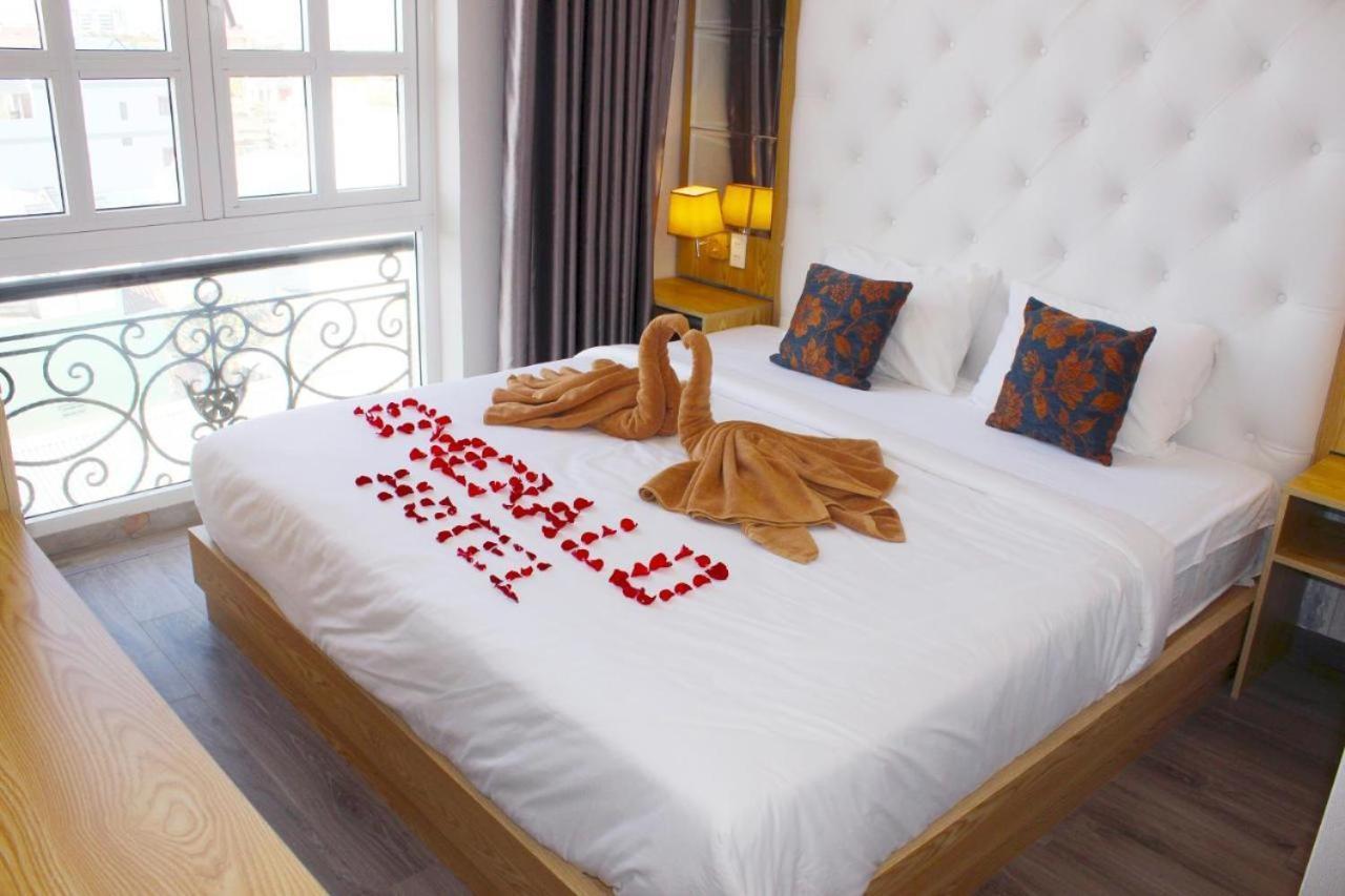 Emerald Ocean Hotel Phan Thiết Buitenkant foto
