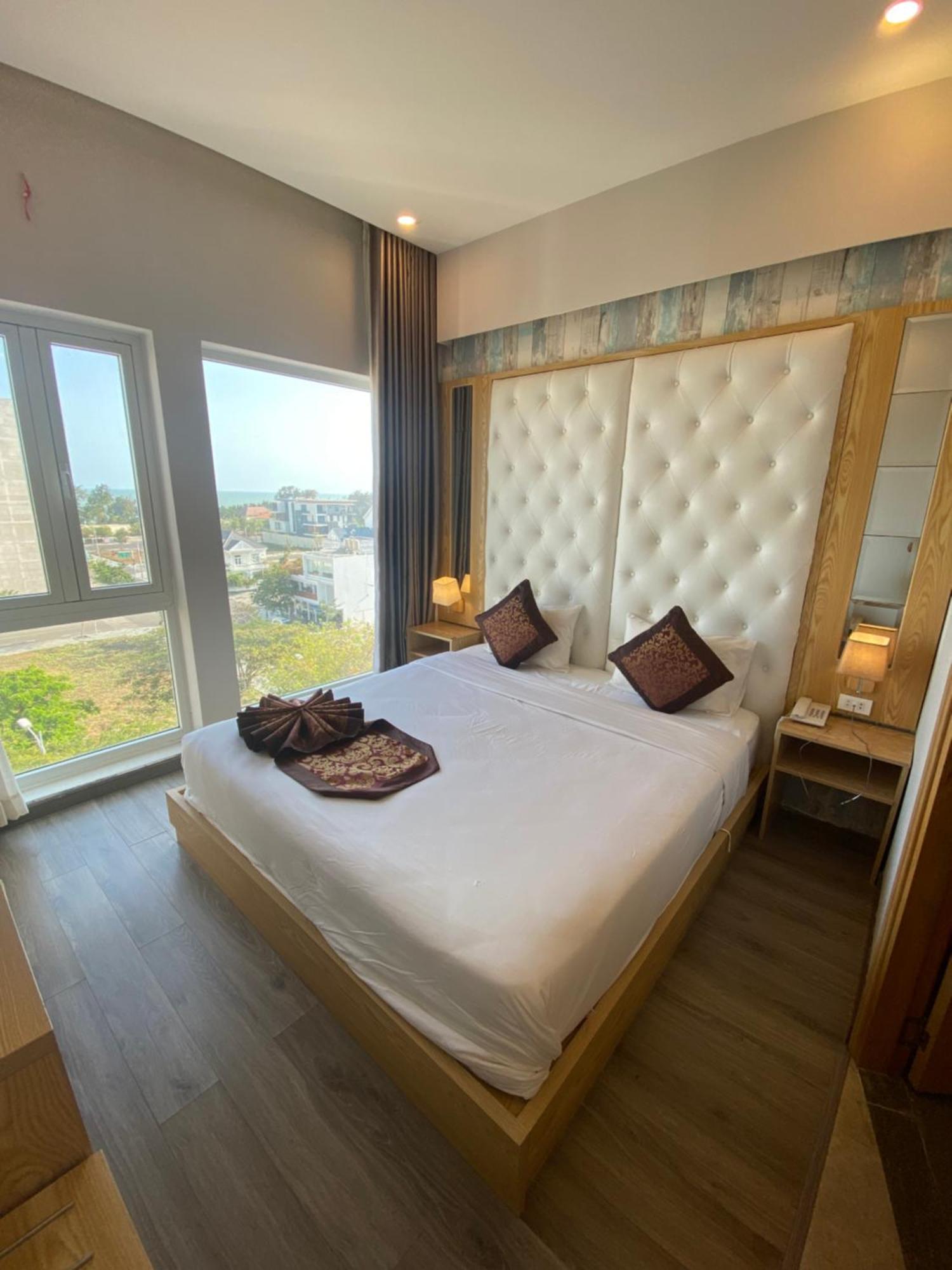 Emerald Ocean Hotel Phan Thiết Buitenkant foto