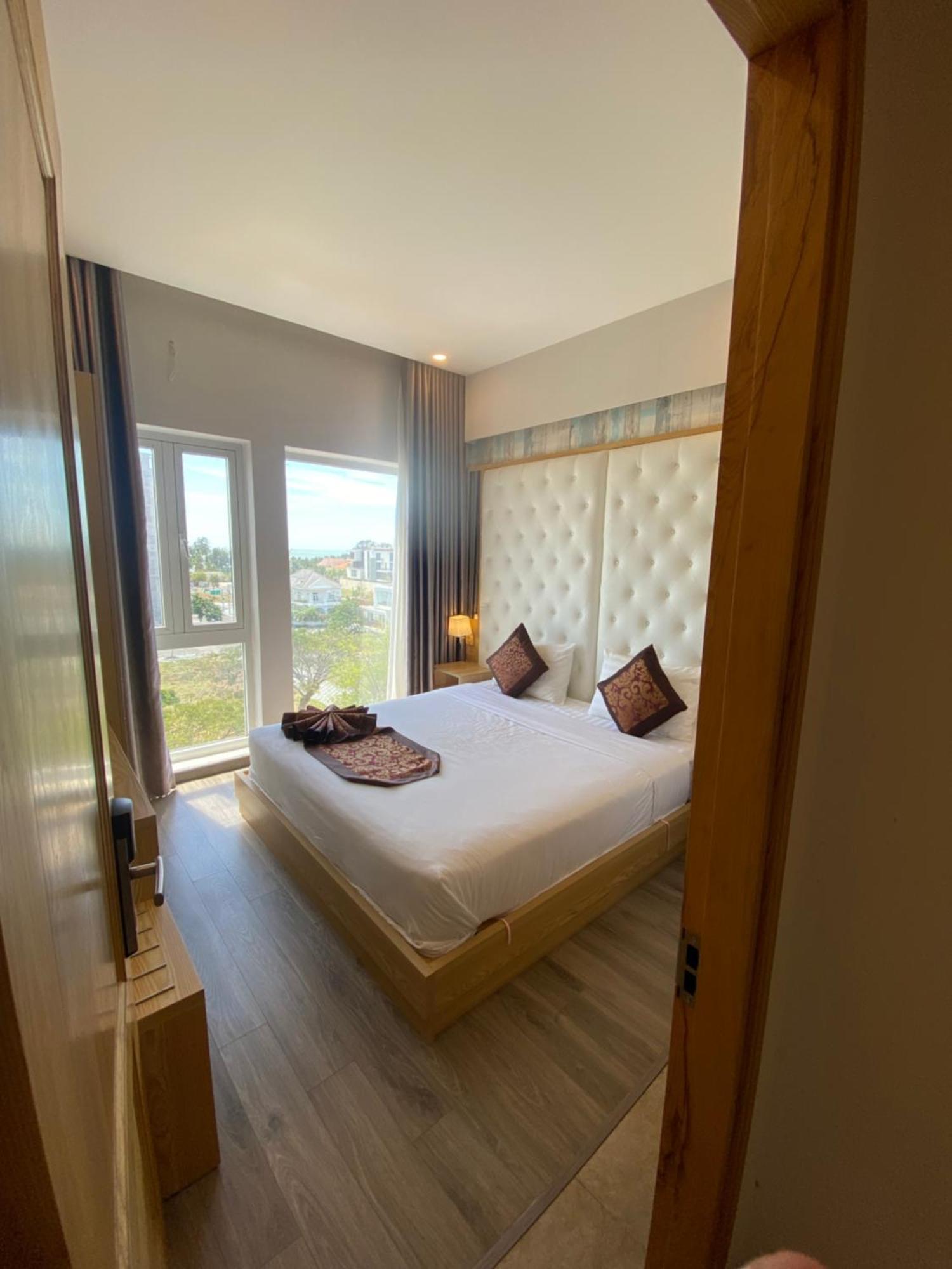 Emerald Ocean Hotel Phan Thiết Buitenkant foto