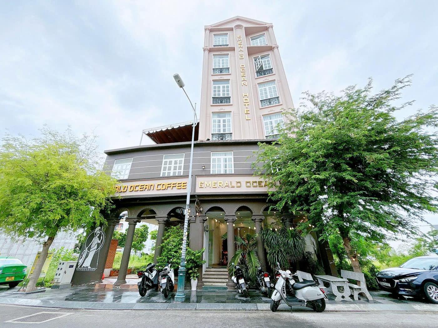 Emerald Ocean Hotel Phan Thiết Buitenkant foto