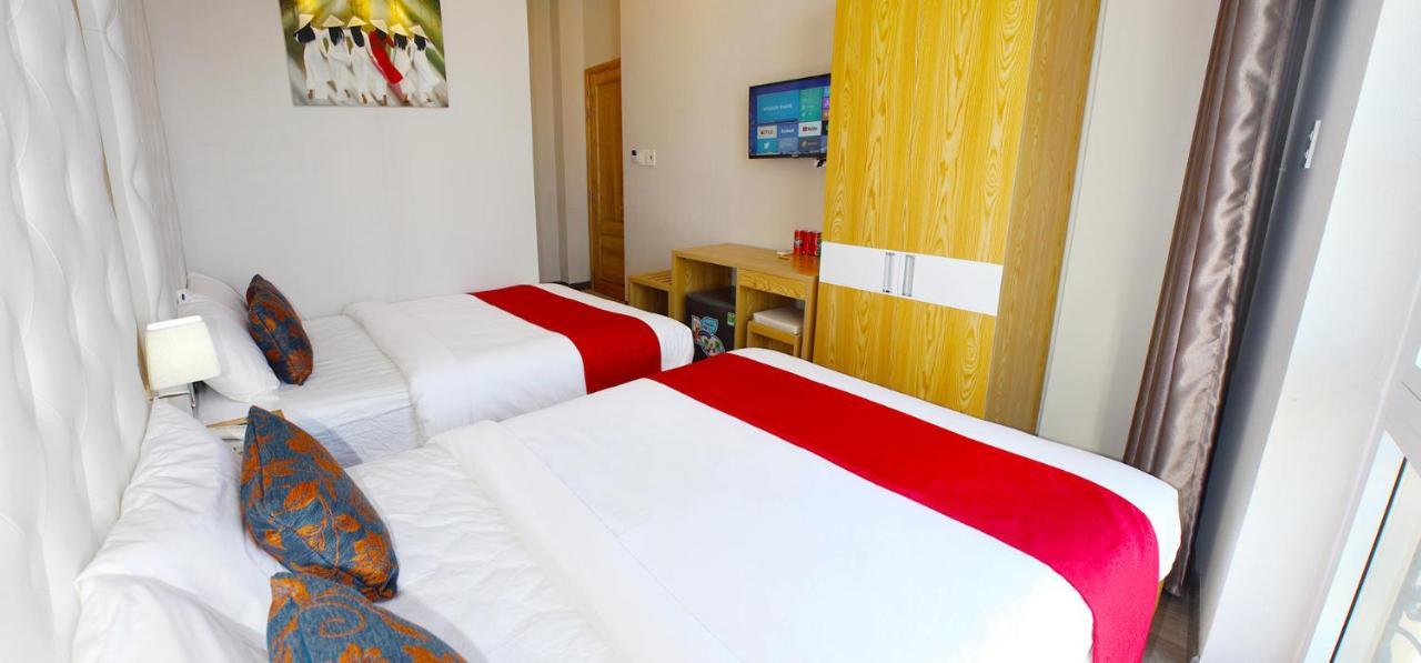 Emerald Ocean Hotel Phan Thiết Buitenkant foto